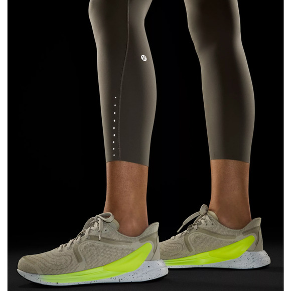 Lululemon Fast and Free High-Rise Tight 25" reflective - Picture 3 of 3